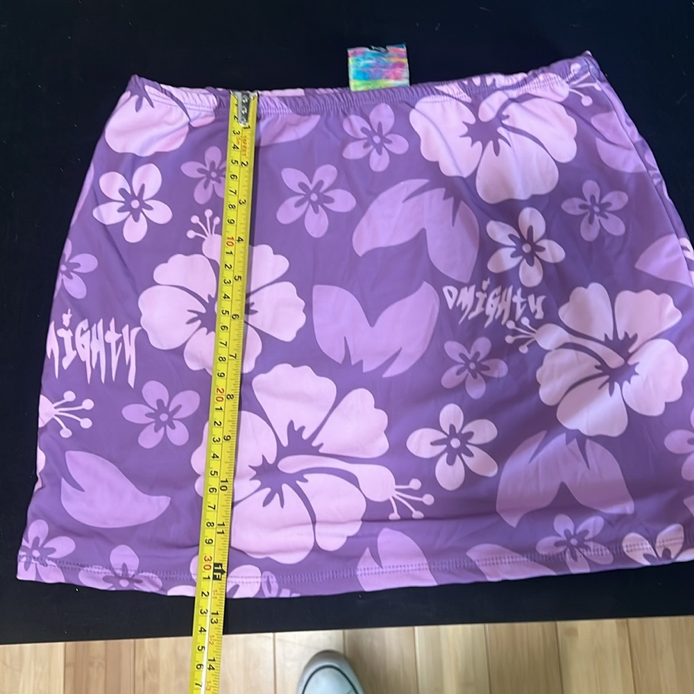 Omighty purple hibiscus skirt Small - Picture 5 of 5
